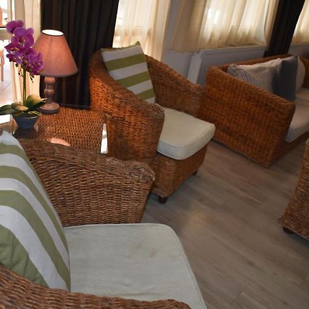 Andreas & Melanie Beach Hotel Aktí Kiverníti Kültér fotó